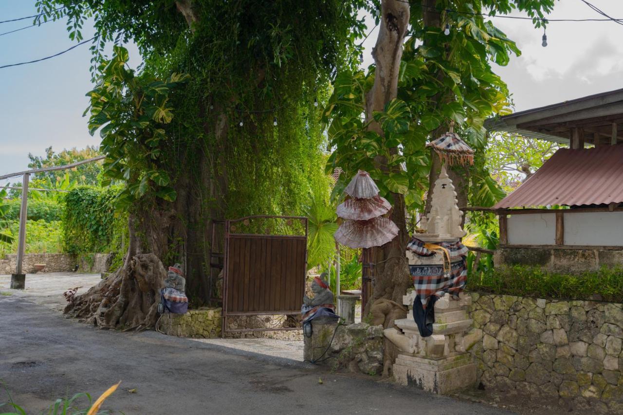 The Mel Huts Otel Batununggul Dış mekan fotoğraf